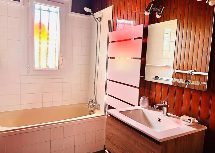 Chardonneret - T3 Proche Des Plages *